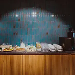 Отель Arche Airport 3*